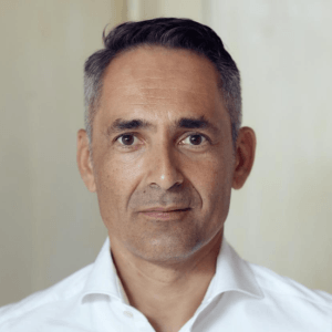 Demokratie, Teilhabe, Gestaltungsmacht Portraitfoto Hubert Rhomberg