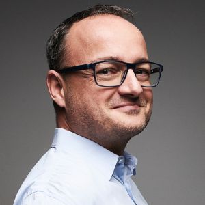 Innovation und Exnovation Portraitfoto Harry Gatterer